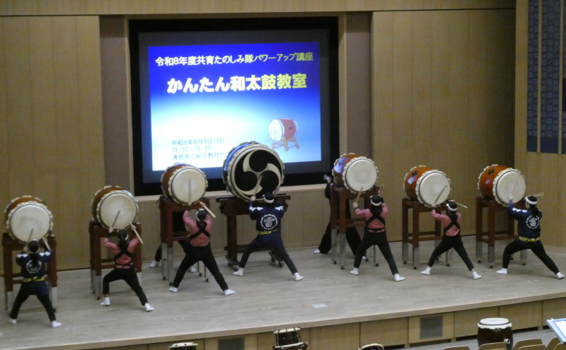 P1001371a